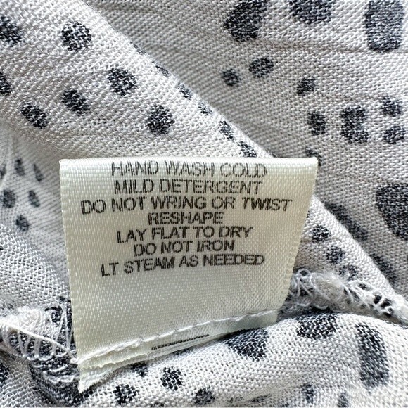 NWT Love Stitch Scallop Lace Detailing V Neck Bell Sleeves Boho Blouse Top - Picture 14 of 16